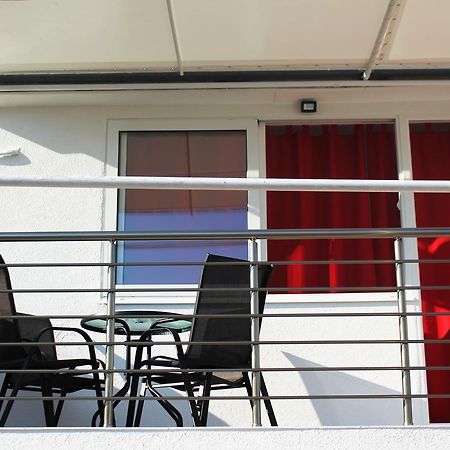 Jk Apartmani Херцег-Нови Экстерьер фото