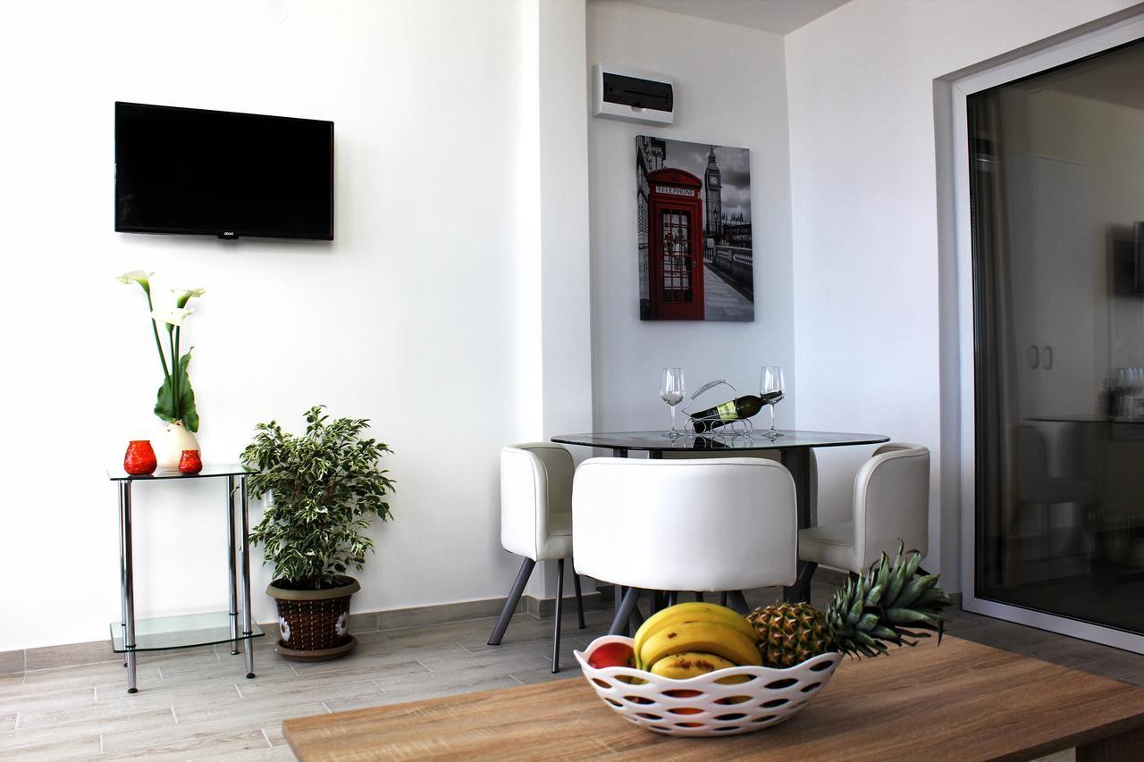 Jk Apartmani Херцег-Нови Экстерьер фото