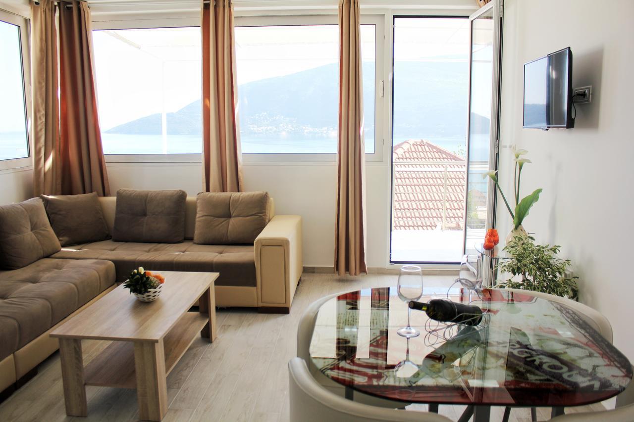 Jk Apartmani Херцег-Нови Экстерьер фото