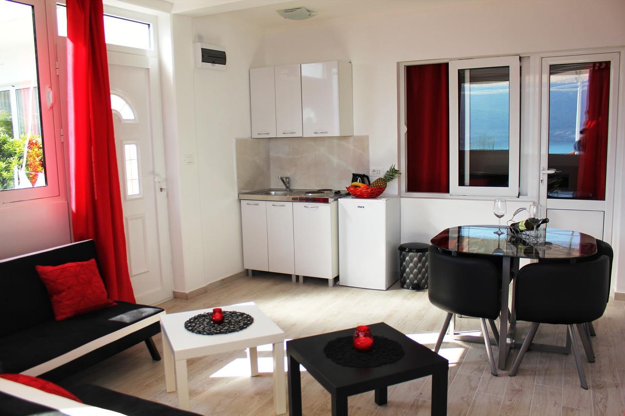Jk Apartmani Херцег-Нови Экстерьер фото
